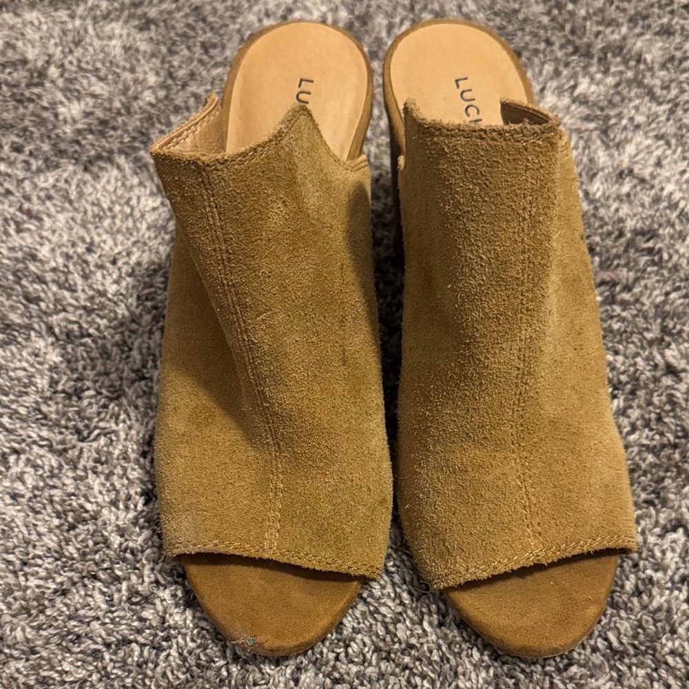 Lucky Brand Brown Suede Shoes